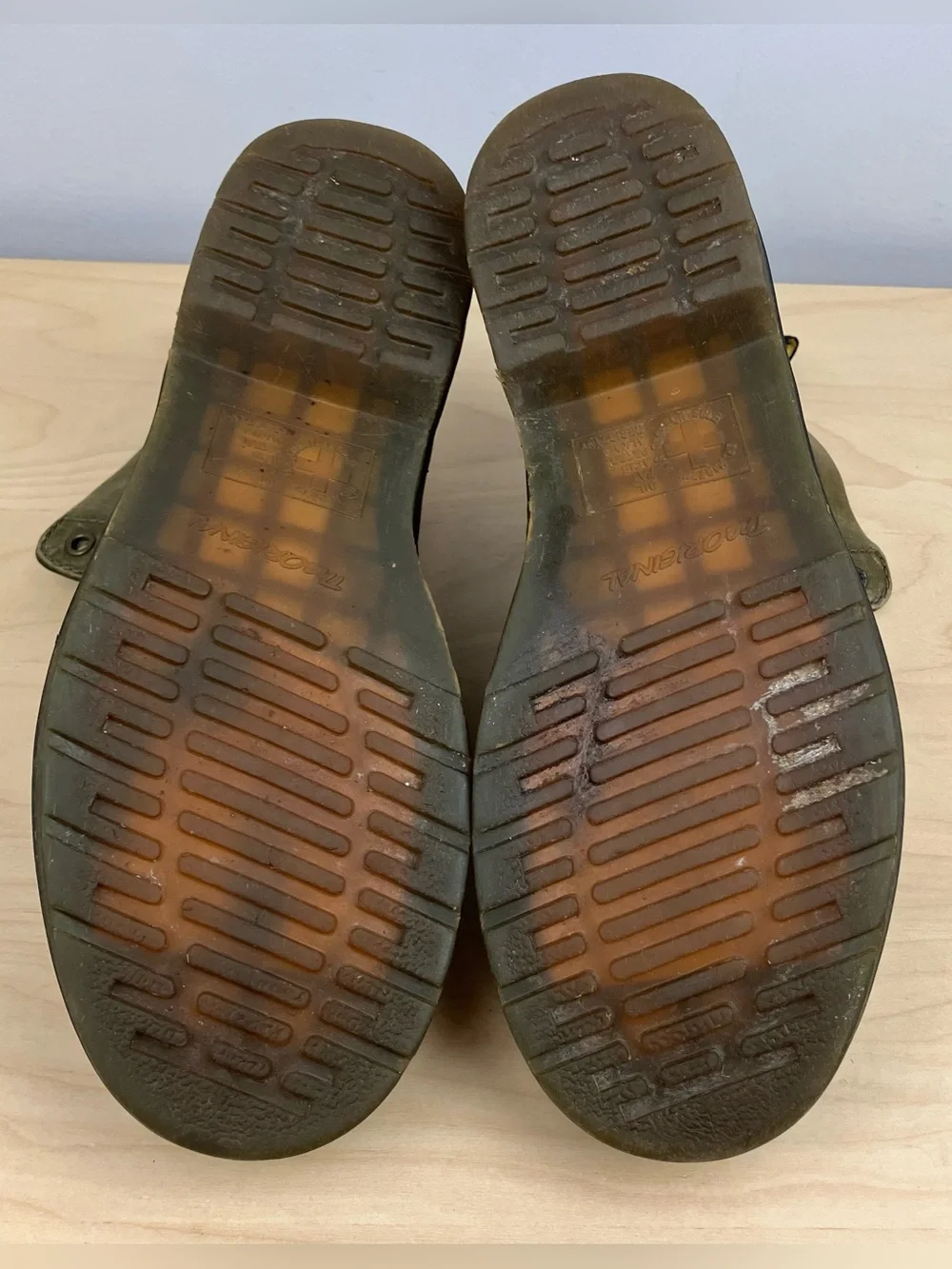 Dr. Doc Martens Women’s Size 9 1460 Olive Green Leather Combat Boots Distressed - Picture 8 of 10